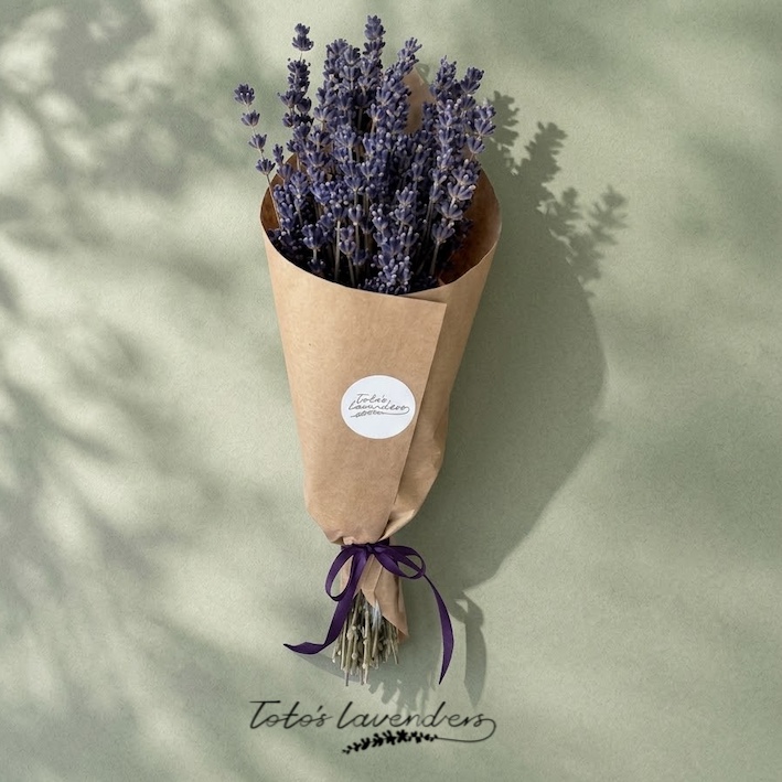 Dried lavender bouquet